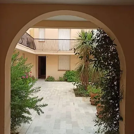 En Bord De Apartment